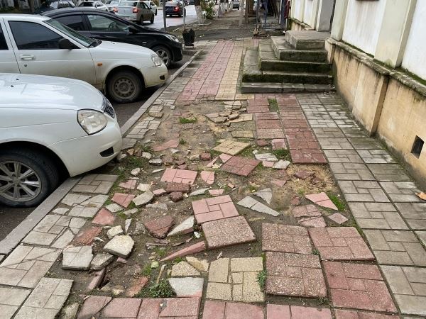 «Никто даже не понимал, что девочкам нужна раздевалка». Она поднимает женский футбол в Дагестане, несмотря ни на что